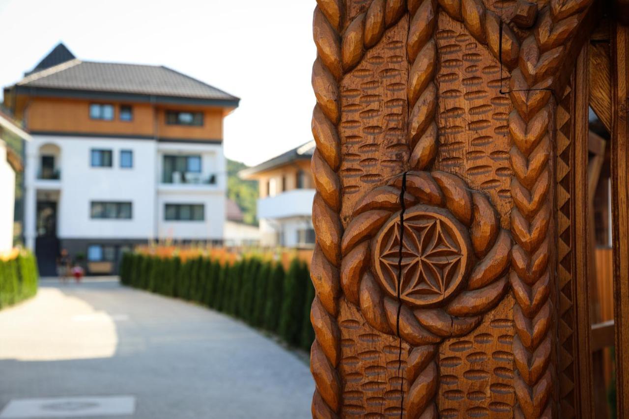 Pensiunea Maramures Guesthouse فيسيو دي جوس المظهر الخارجي الصورة