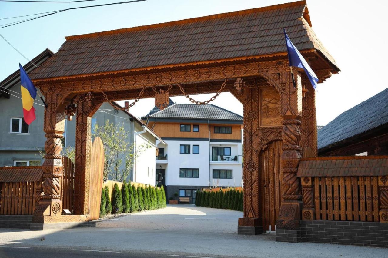 Pensiunea Maramures Guesthouse فيسيو دي جوس المظهر الخارجي الصورة